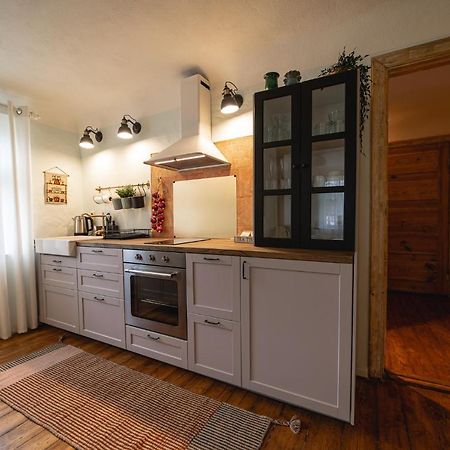 Pils Parka Apartamenti Kuldīga Exterior foto